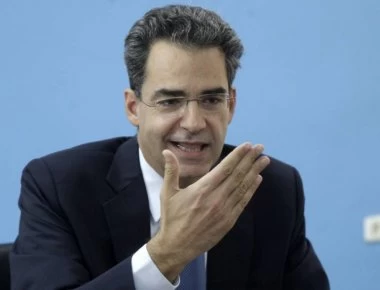 Α. Συρίγος για Πρέσπες: «Μεσοβέζικη λύση που δεσμεύει τη χώρα - Η απεμπλοκή θα κοστίσει πολλά»